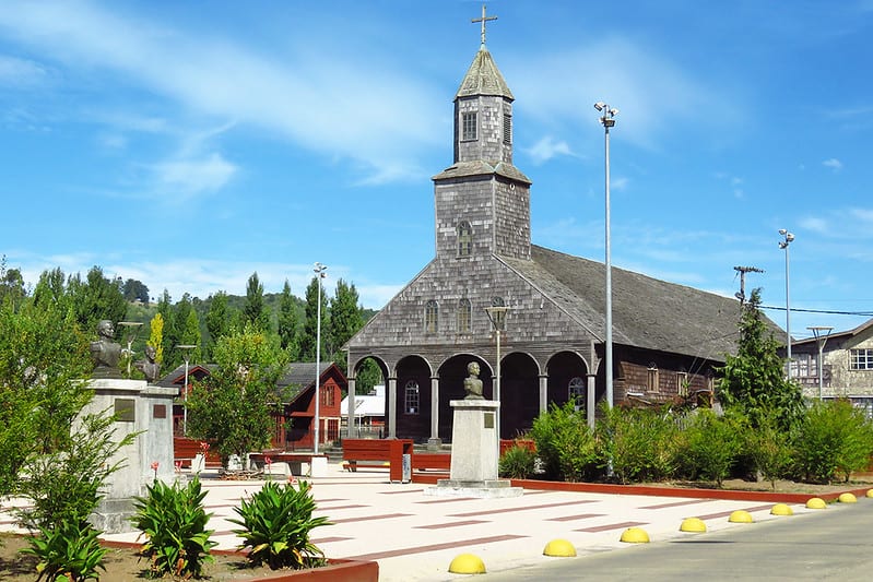 Iglesia de Achao: Un Monumento Histórico en el Corazón de Chiloé -  VisitarChile