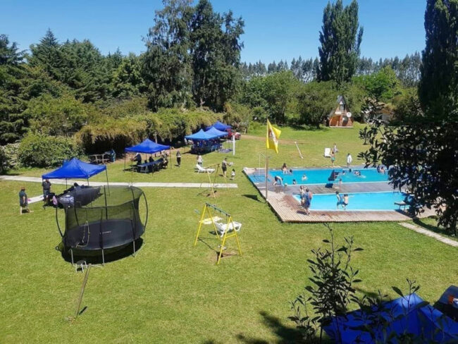 Camping y Restaurant La Granja