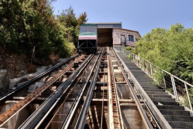 ASCENSOR EL PERAL